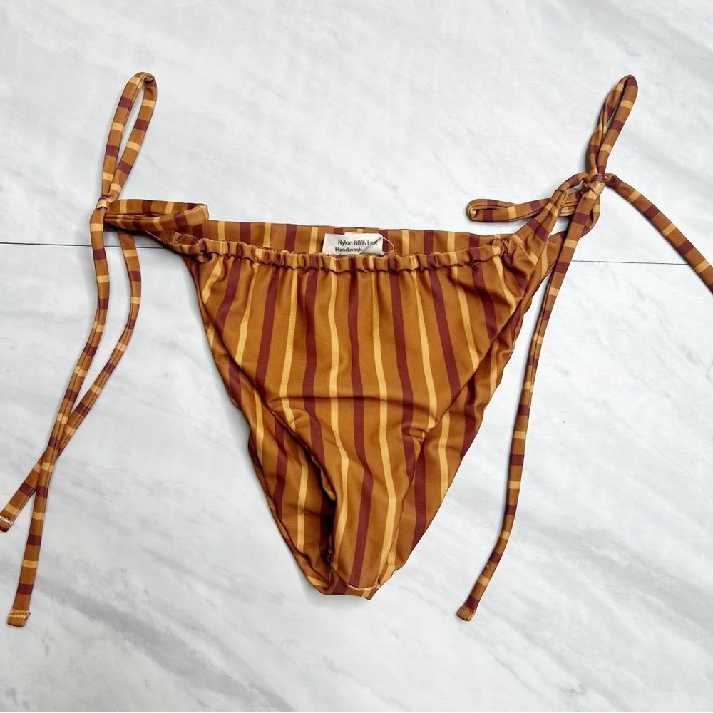 Heartland and Baulch
Bikini Bottom Medium